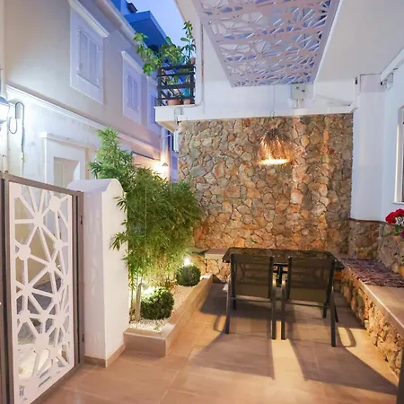 Compass Luxury Apartmán